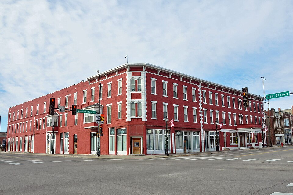 File:Bartell House Junction City Kansas.jpg