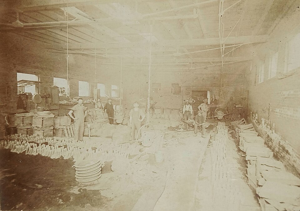 File:Foundry7am.jpg