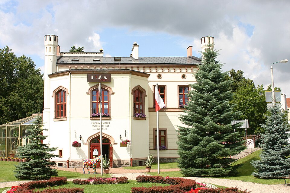 File:2009-07 Kętrzyn 2.jpg