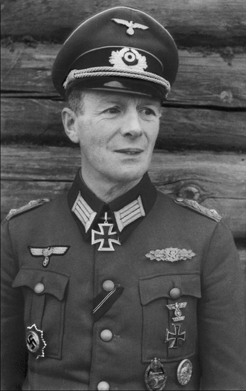 File:Bundesarchiv Bild 101I-088-3743-15A, Gerhard Schmidhuber.jpg