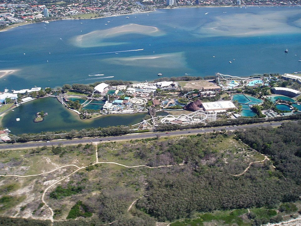 File:Sea World By Helicopter.JPG