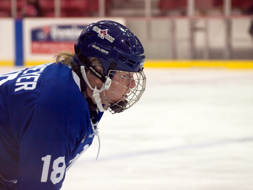 File:CWHL 2015-01-24 (Lexie Hoffmeyer).jpg