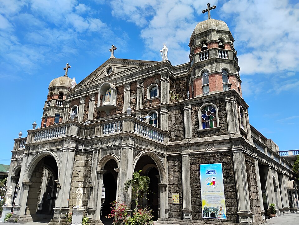 File:Dasmariñas Church, Cavite, Feb 2025 (1).jpg