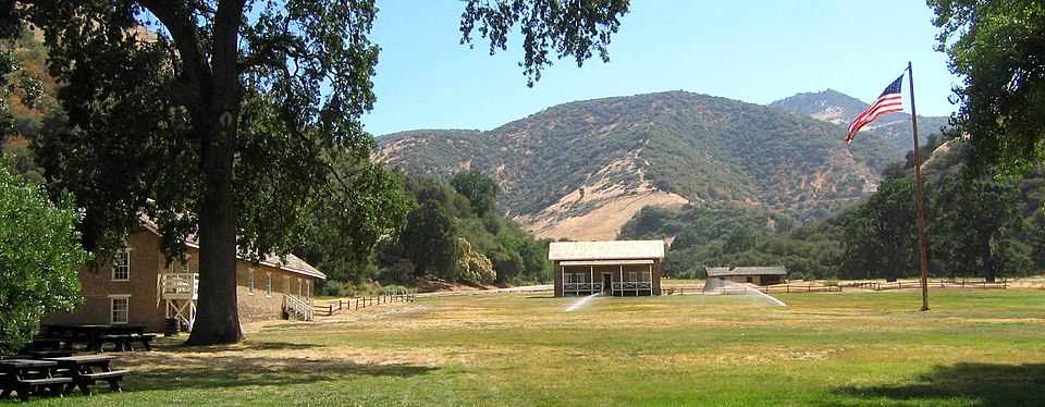 File:Fort Tejon Parade Ground.JPG