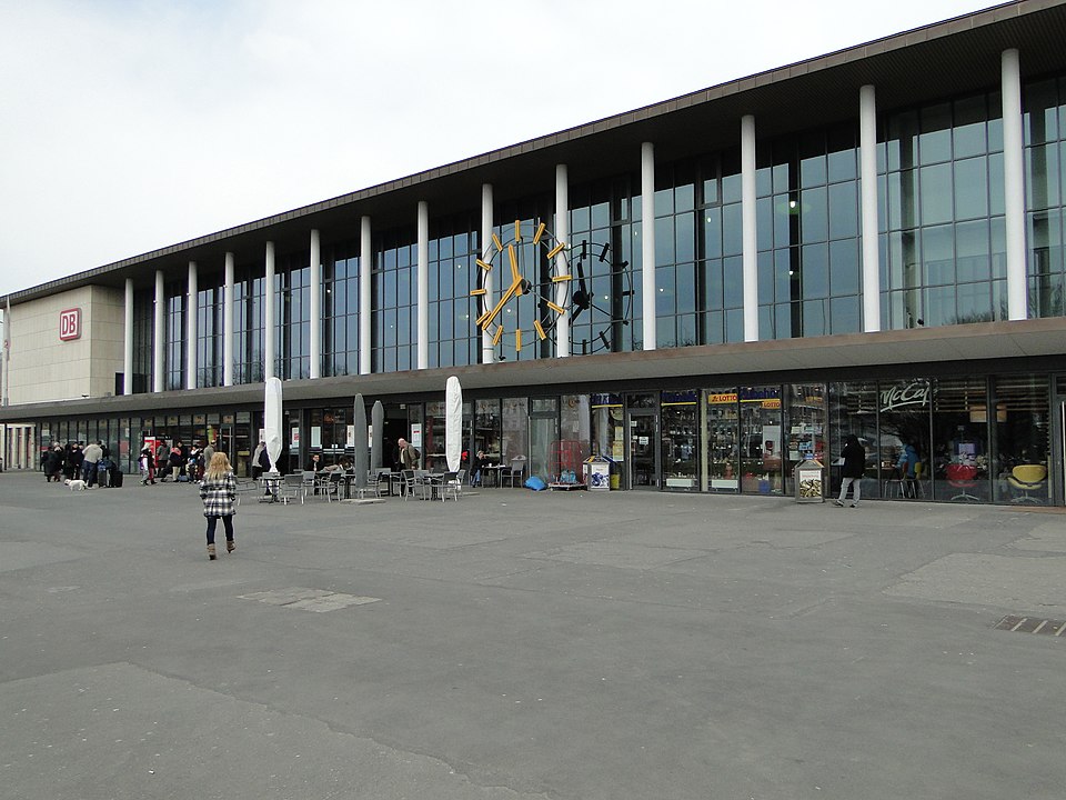 File:Würzburg 31.03.2013 - panoramio.jpg