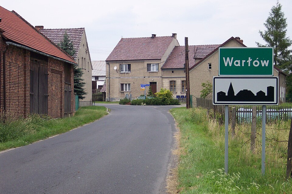 File:Warłów (woj. opolskie)2.jpg