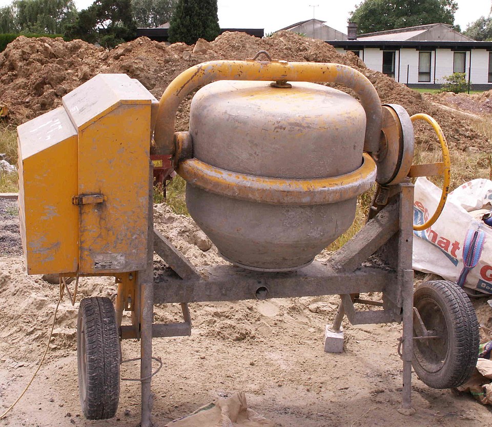 File:ConcreteMixer4.JPG