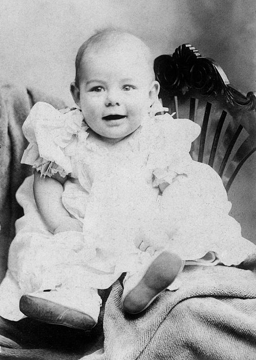 File:ErnestHemingwayBabyPicture.jpg