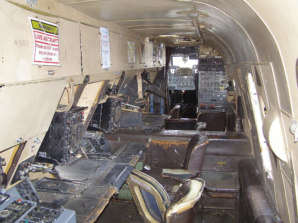 File:Shackleton-WR982-303.jpg