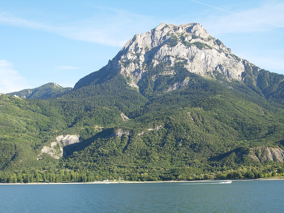 File:Grand Morgon.JPG