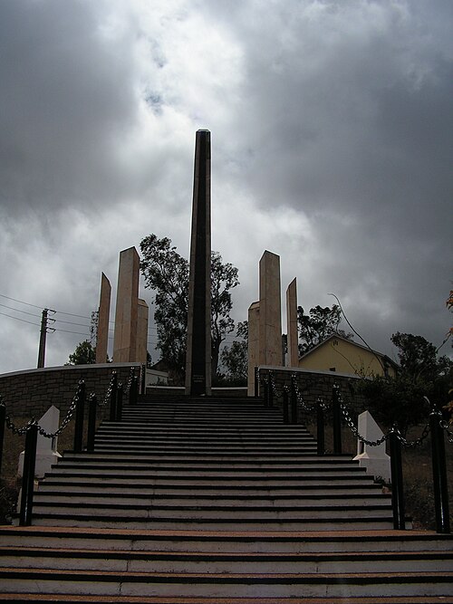 File:Mausolee02.JPG
