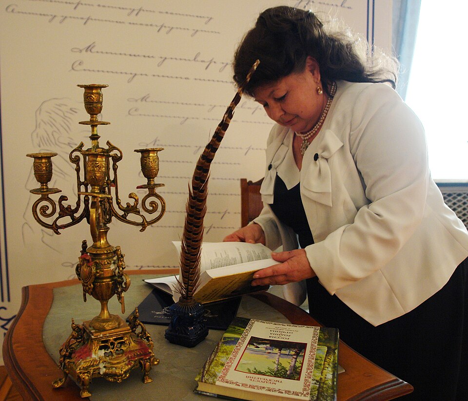 File:Кольцова Л. М.jpg