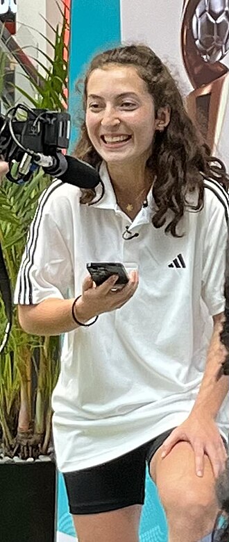 File:Isabella Flanigan.jpg