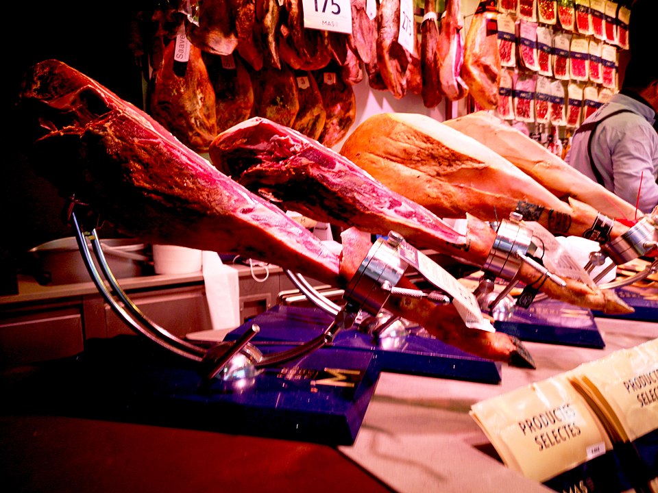 File:Jamon barcelona.jpg