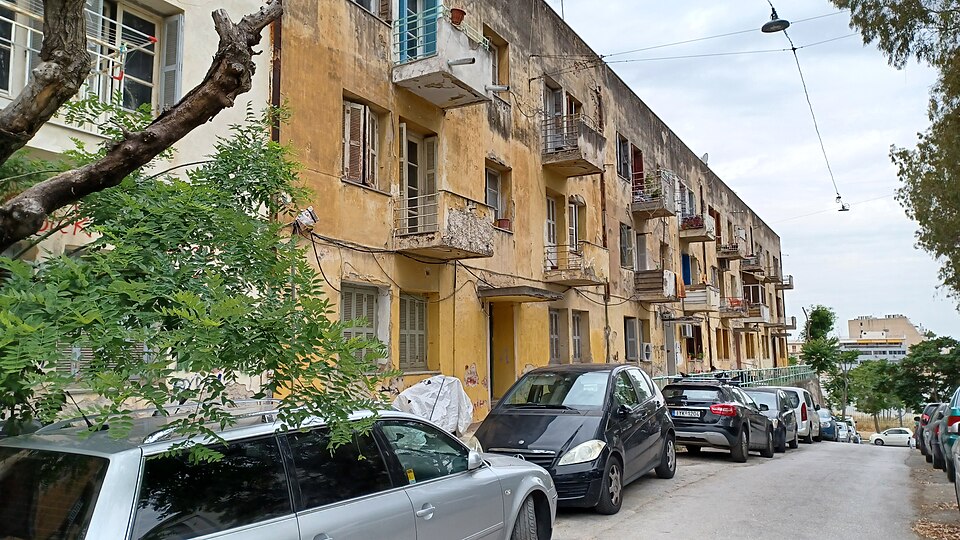 File:Prosfygika, Ampelokipi, Athens.jpg
