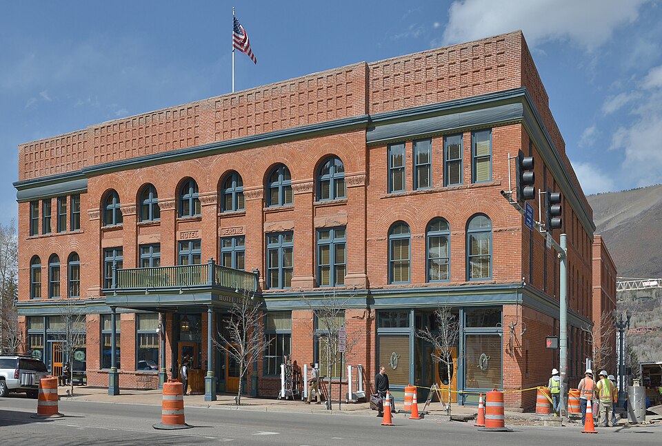 File:Aspen Hotel Jerome.jpg