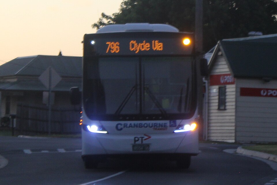 File:Cranbourne Transit Bus Clyde Dec24 (cropped).jpg