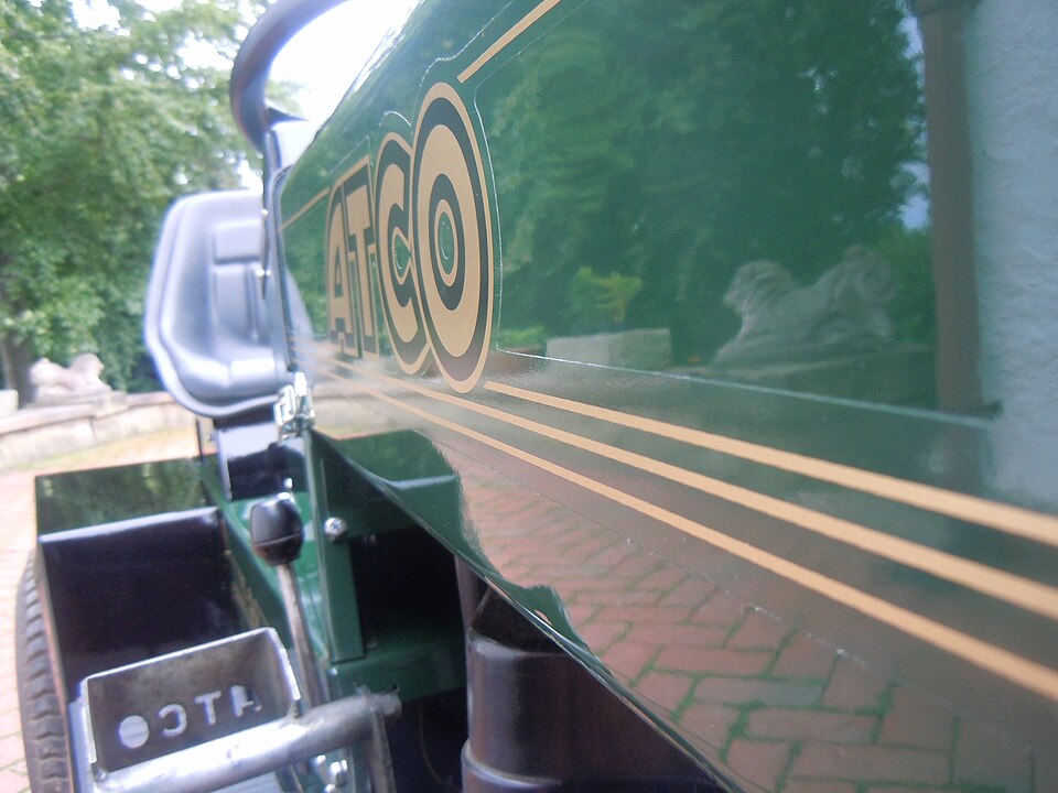 File:ATCO 11-36 - Bonnet.JPG