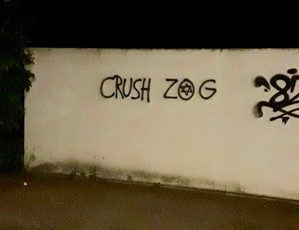 File:Crush ZOG graffiti (cropped).jpg