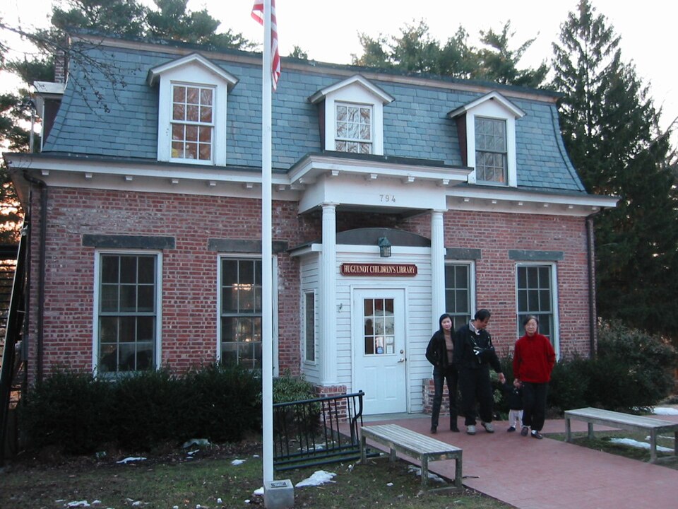 File:Huguenot Childrens Library.jpg