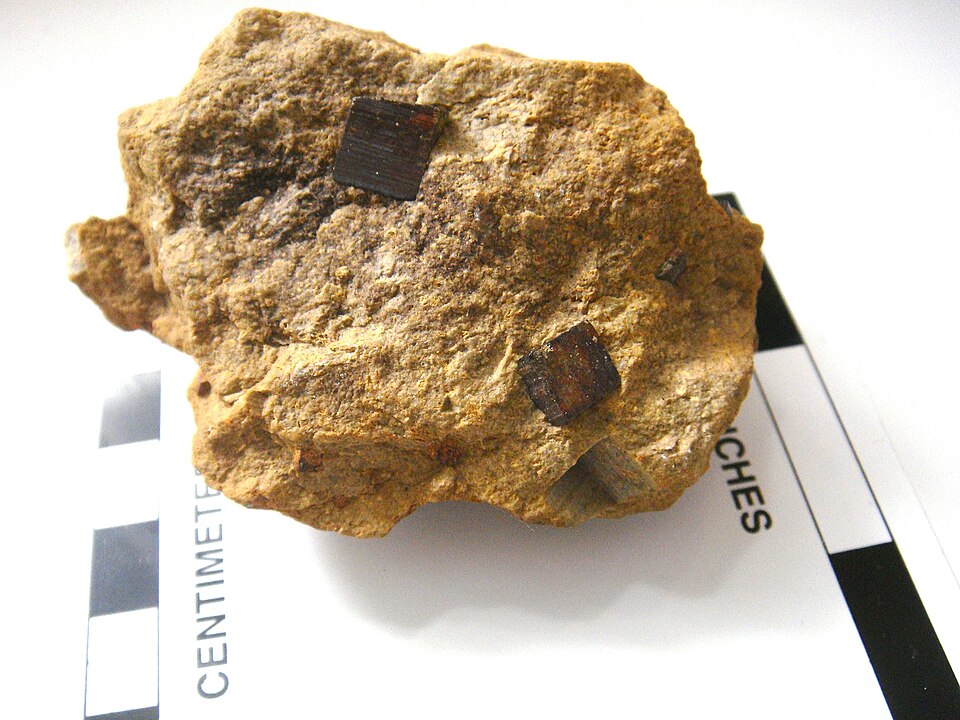 File:PyOx.JPG