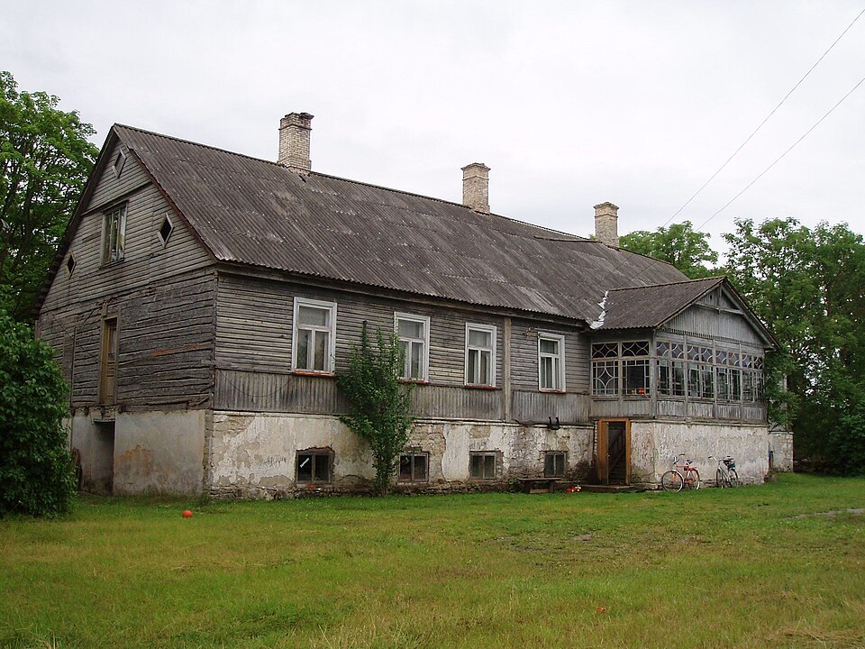 File:Taaliku mõisa peahoone 2005. aastal.jpg