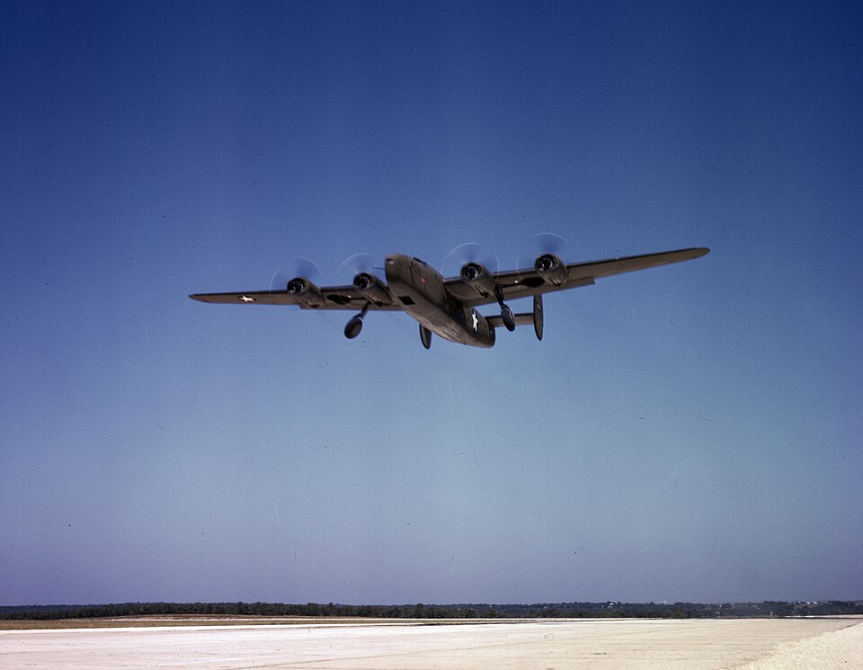 File:Consolidated C-87 Liberator Express.jpg