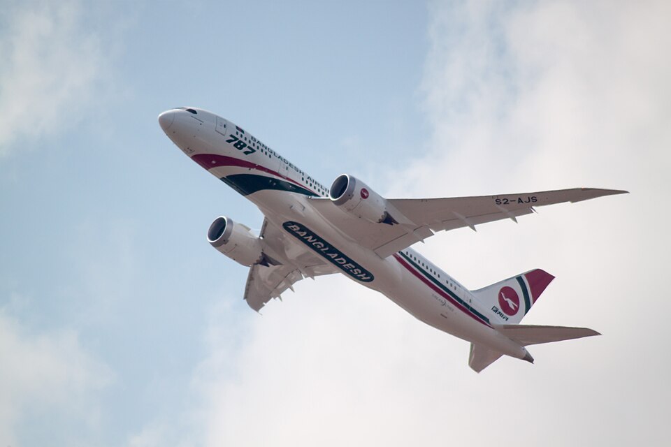 File:Farnborough Airshow 2018 (28551019627).jpg