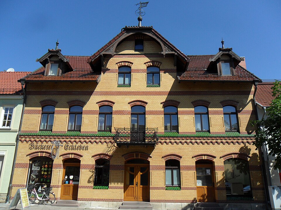 File:Gründerzeithaus Goethestraße 3 Ebeleben .jpg