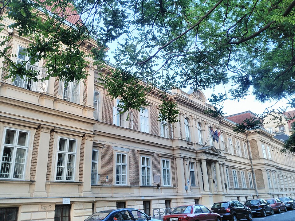 File:Srpska gimnazija u Budimpešti.jpg