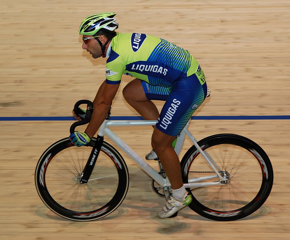 File:Francesco Chicchi at Revolution-Manchester Velodrome.jpg