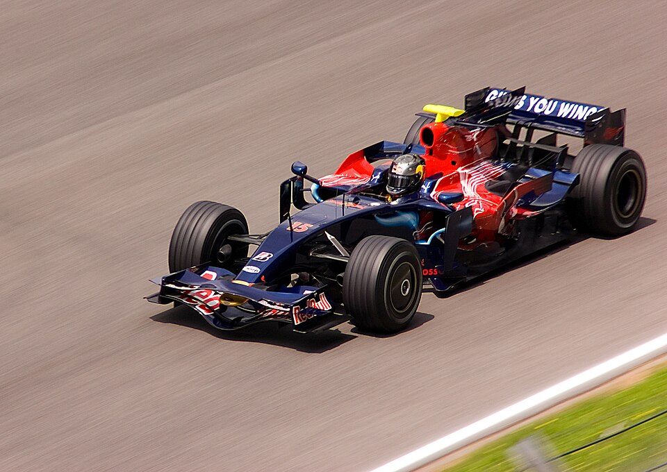 File:Sebastian Vettel 2008 test 2.jpg