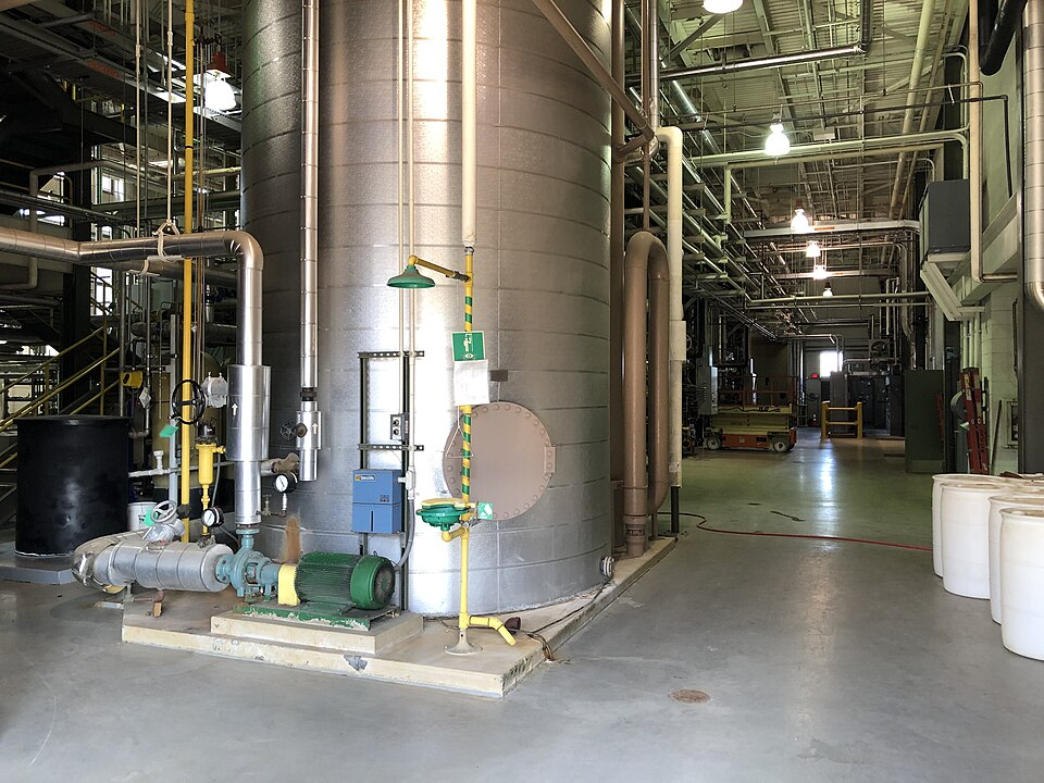 File:BGSU Heating Plant Interior.jpg