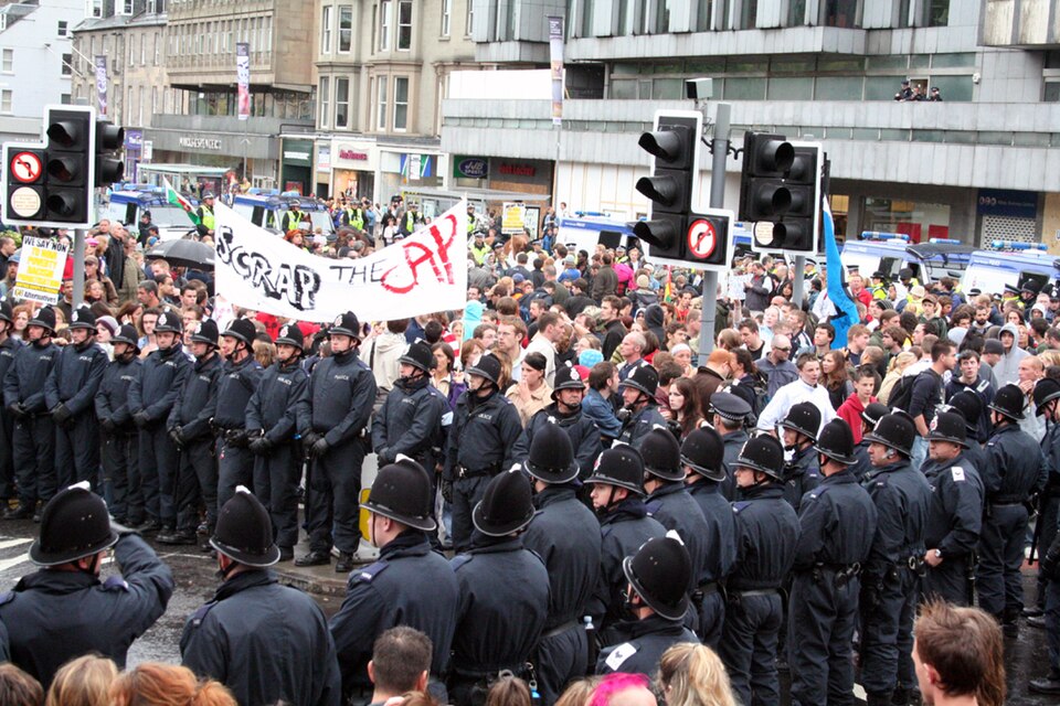 File:EdinburghProtests5.jpg