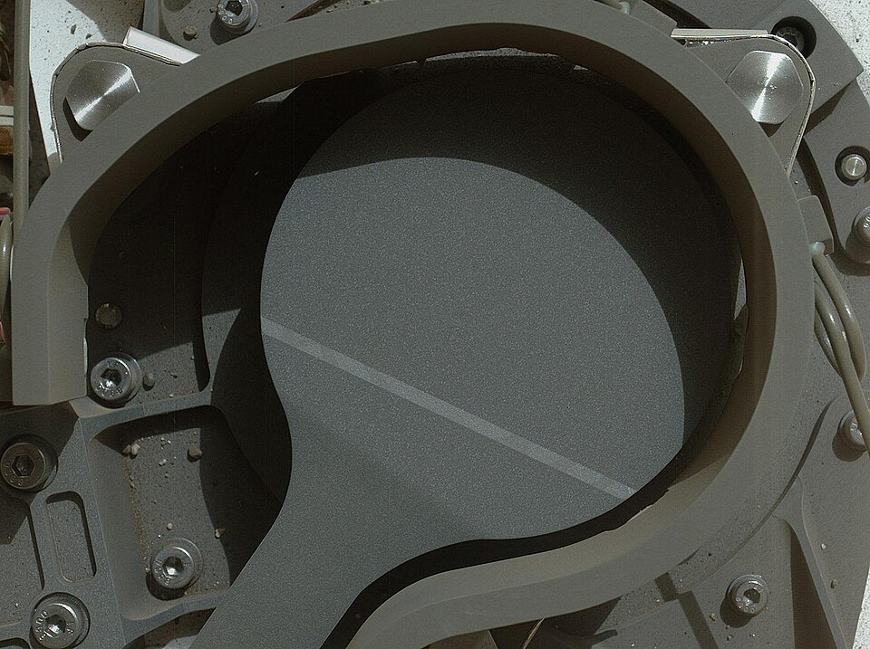 File:PIA16161-Mars Curiosity Rover-CheMin-Closed.jpg