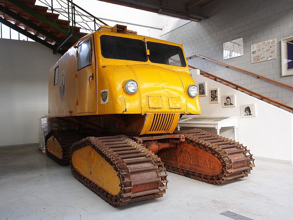 File:Tucker Sno-Cat pic1.JPG