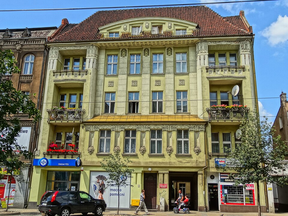 File:Bdg Gdanska71 1 07-2013.jpg