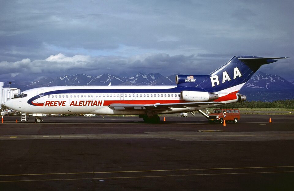 File:Boeing 727-22C, Reeve Aleutian Airways AN2050507.jpg