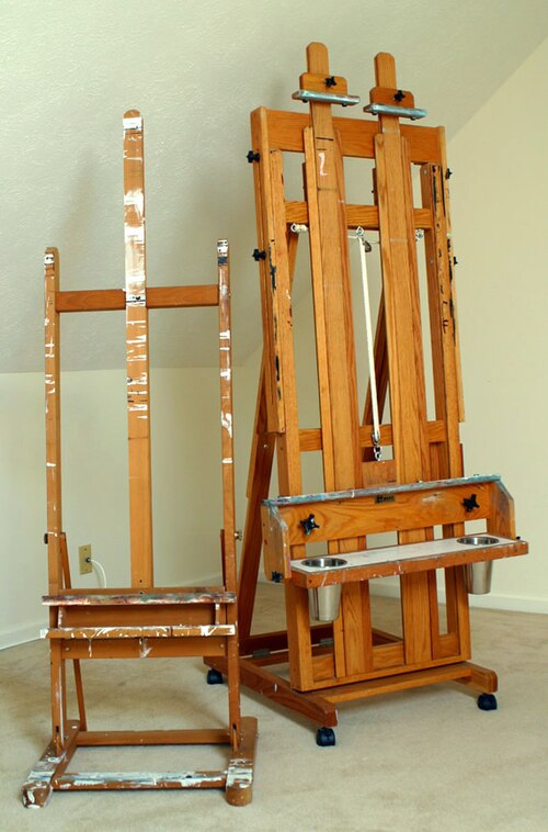 File:Hframe easels.jpg