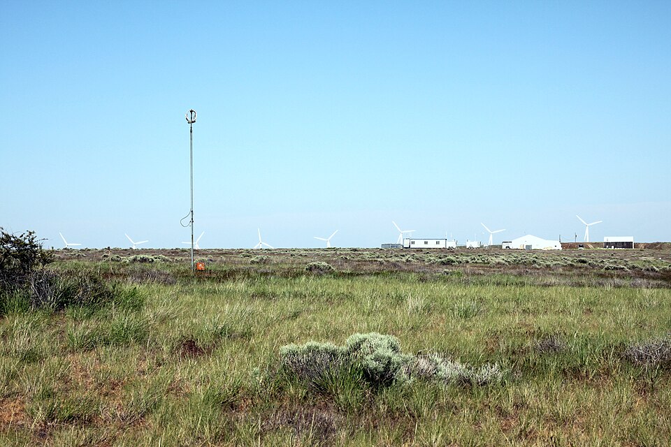 File:Arlington Municipal Airport Arlington Oregon.jpg