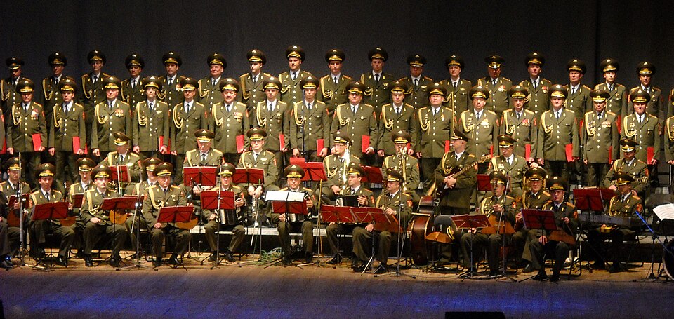 File:Chór aleksandrowa 2009.JPG