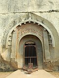 Lomas Rishi cave