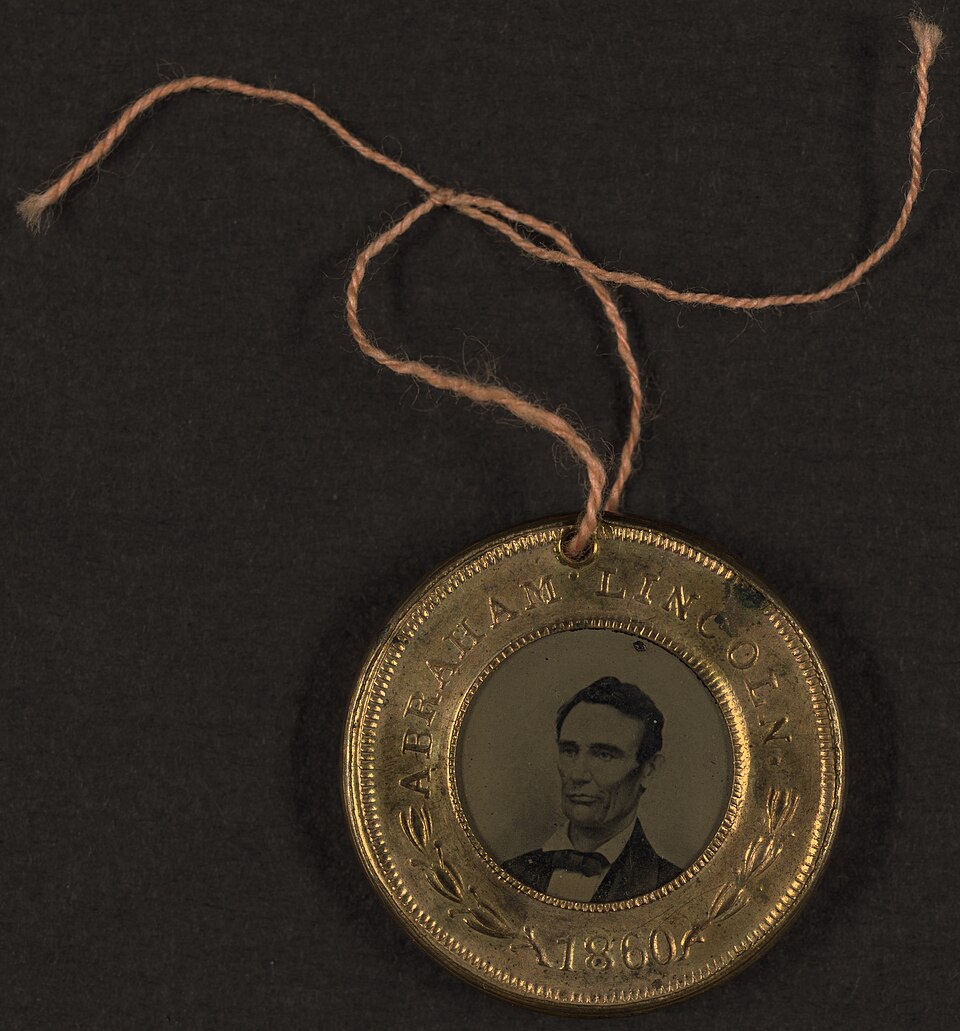 File:Lincoln button 1860.jpg