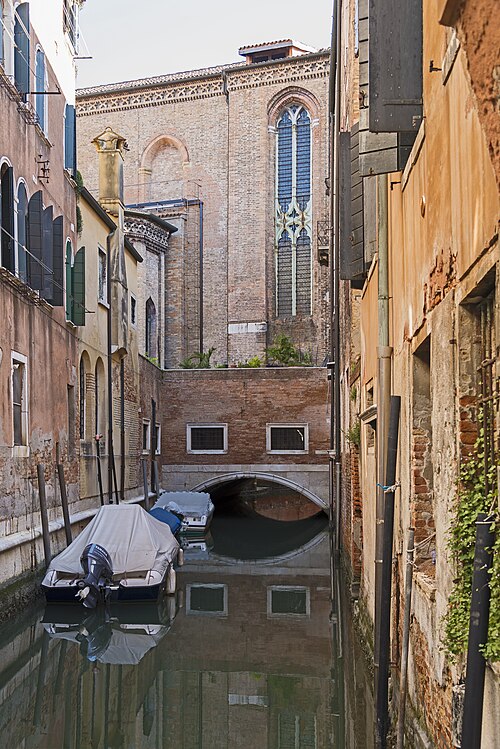 File:Ponte sotto San Stefano (Venice).jpg