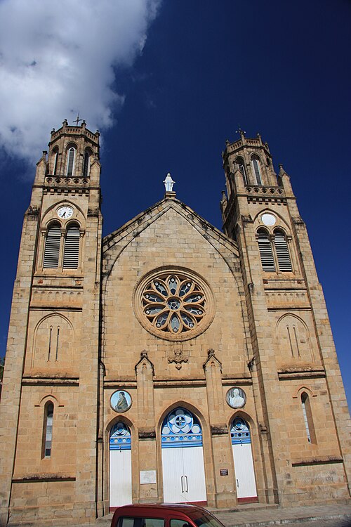 File:Antananarivo Church.jpg