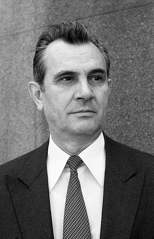 File:Branislav Ikonić (političar).jpg