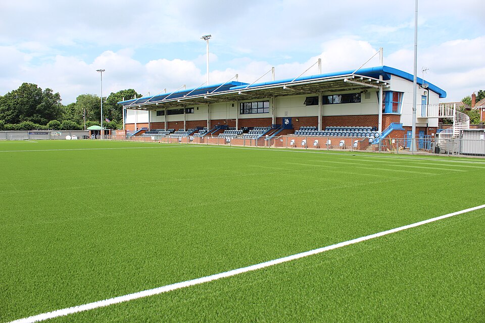 File:Burnham Football Club 2021.jpg
