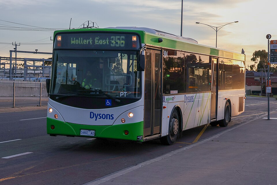 File:Route 356 Bus.jpg