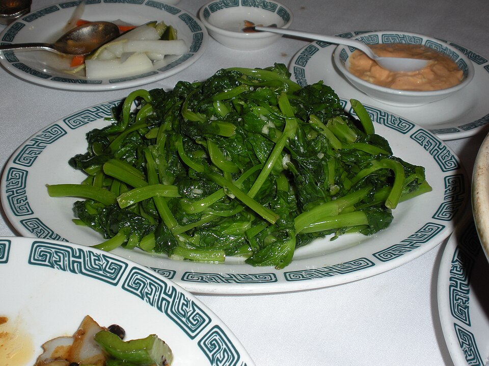 File:Sautéed snow pea shoots, Mayflower Restaurant.jpg