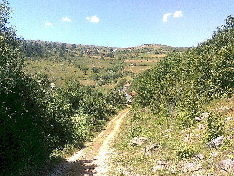 File:Бискупићи.jpeg
